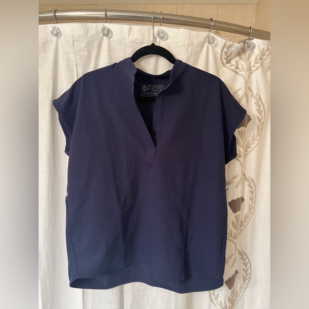 FIGS scrubs top Oversized